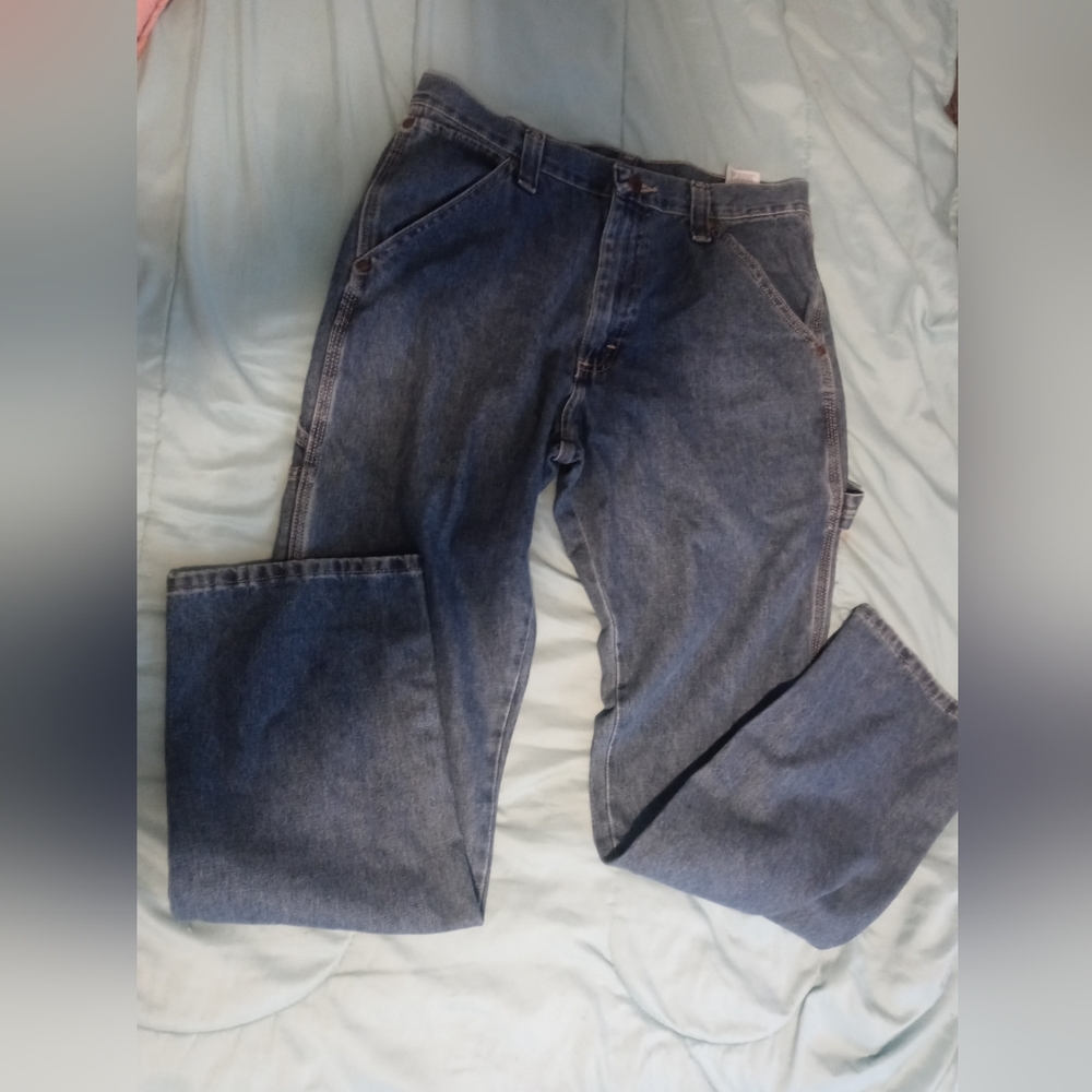 Men's Wrangler Carpenter relaxed fit jeans new with tags size 32 by 32
